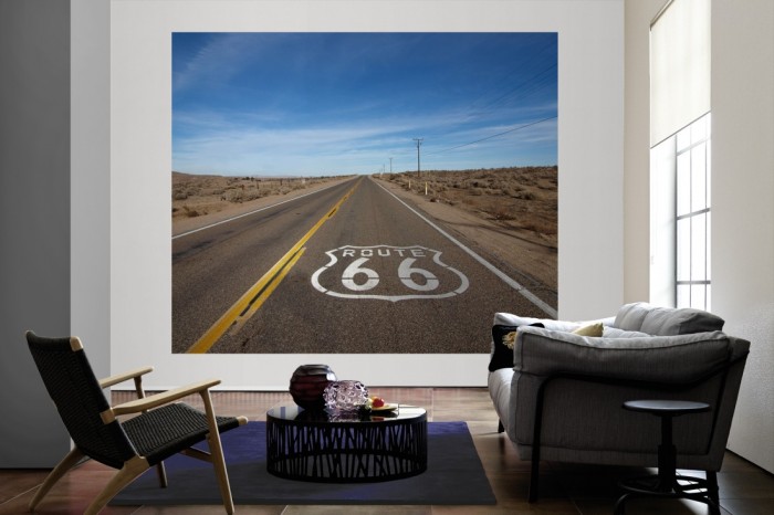 Die Fototapete Highway in Amerika als große Bildtapete im Wohnzimmer. Als Bildtapete ist die Fototapete Highway in Amerika ein besonderes Highlight auf Vliestapete.