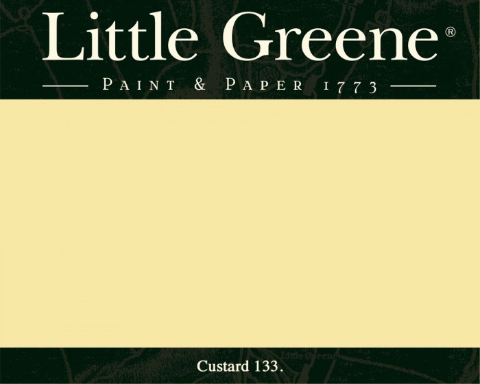 Englische Farbe von Little Greene Custard 133 - Hochwertige Farbe gestrichen an der Wand