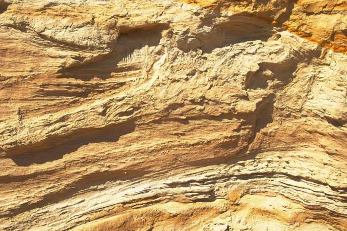 Die Fototapete Felswand, Sandstein, eine Vlies-Fototapete bei Livingwalls Cologne online kaufen. Die Fototapete Felswand, Sandstein ist eine Fototapete auf Maß.