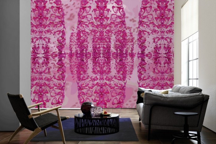 Im Wohnzimmer die Designer-Fototapete Shake Me, Artwork by Mylumi auf einer großen Wand tapeziert. Die Designer-Fototapete Shake Me, Artwork by Mylumi ist als Vlies-Fototapete im Wohnzimmer leicht zu tapezieren.