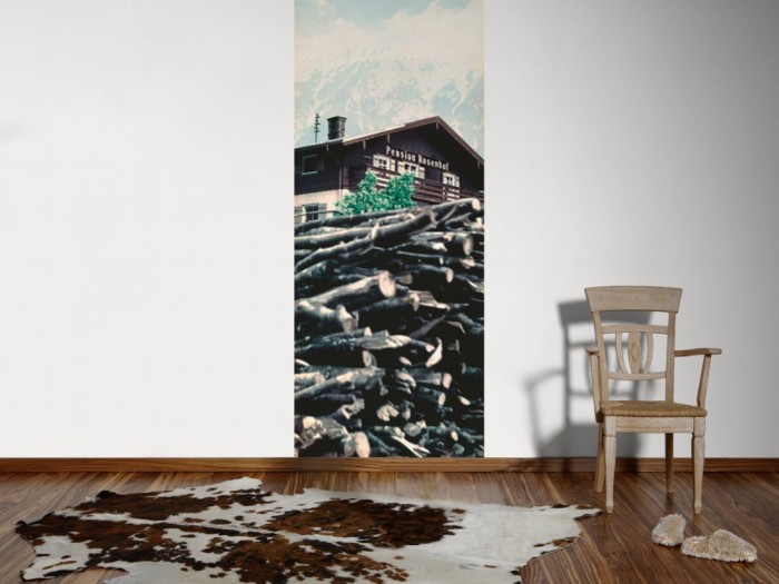 Ein Foto von dem 3D-Fotopanel Blick auf die Berghütte, Vintage tapeziert an der Wand. Bestelle Deine Bildtapete online.