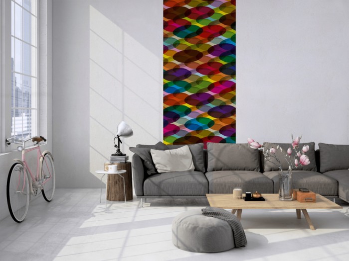 Das 3D-Design-Fotopanel Bunte Kreise, Artwork tapeziert in einem Loft. Bestelle die Bildtapete für Deine Wand online.