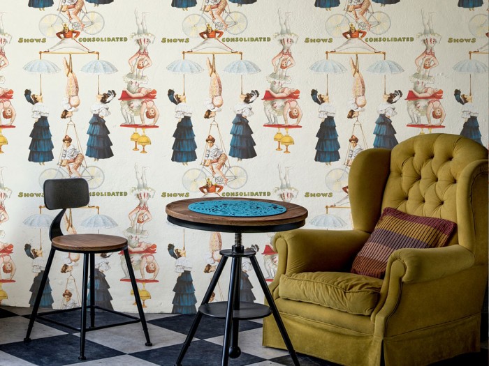 Raumansicht der Selected Walls Tapete New Orleans Circus Wallpaper Col. 02
