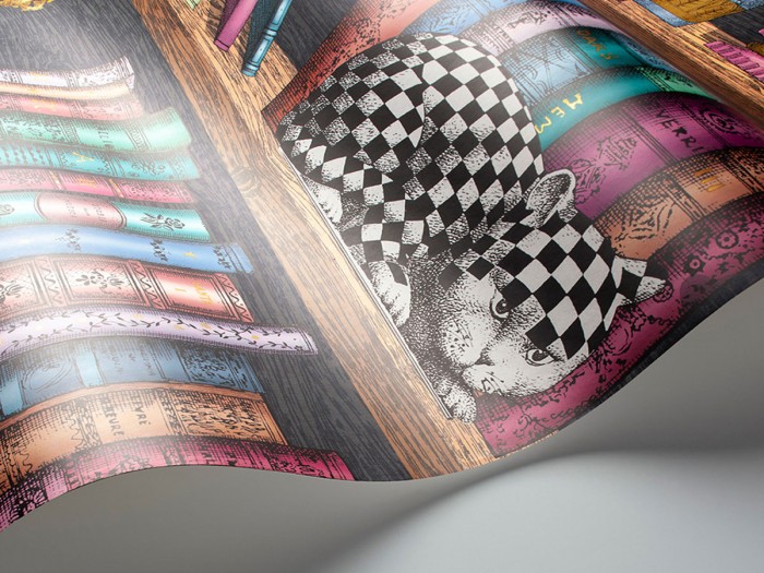 Detailfoto der Fornasetti Tapete 114/13025 Libreria von Cole and Son