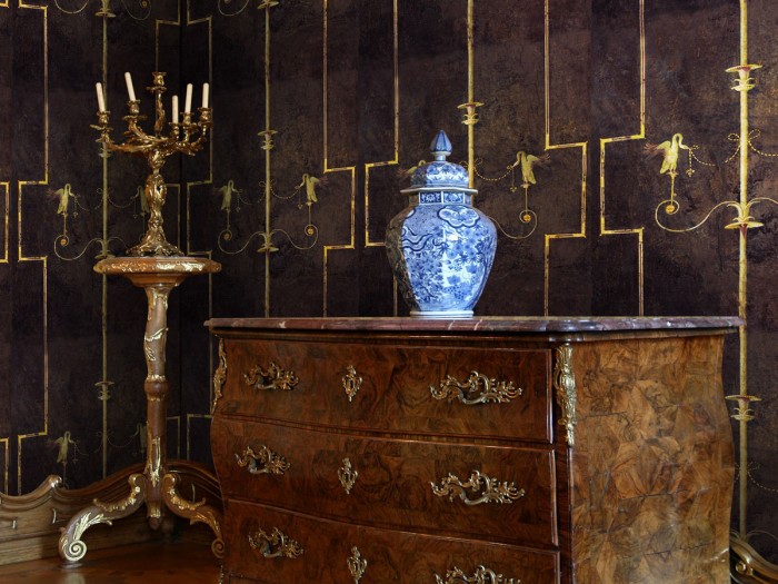 Raumansicht der Selected Walls Tapete Stirling Swan Wallpaper Col. 01