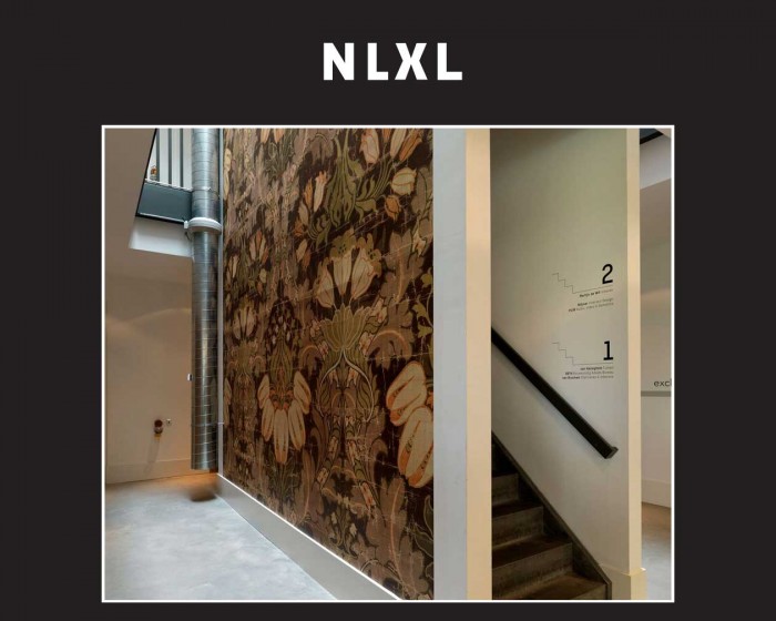 Raumfoto der NLXL Tapete MRV-02 Big Pattern Luther von Mr & Mrs Vintage als Sonderanfertigung.