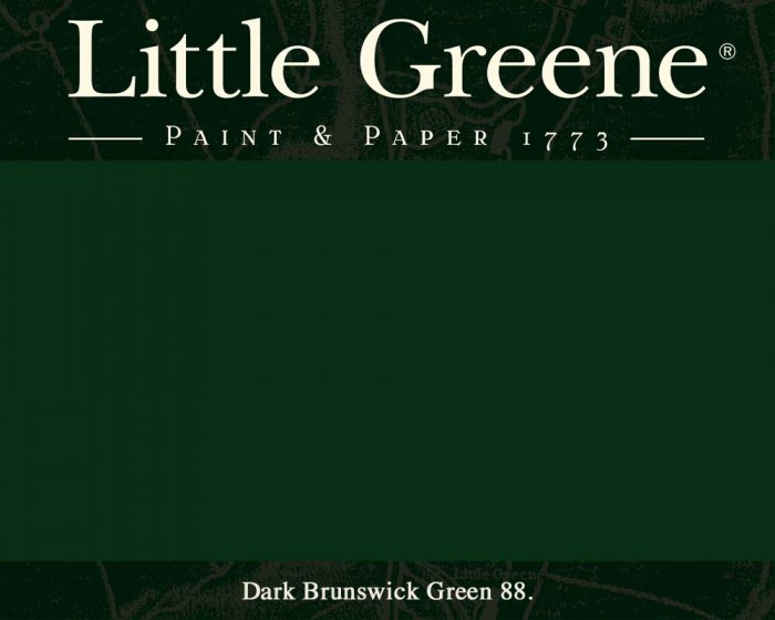 Englische Farbe von Little Greene Dark Brunswick Green 88 - Hochwertige Farbe gestrichen an der Wand