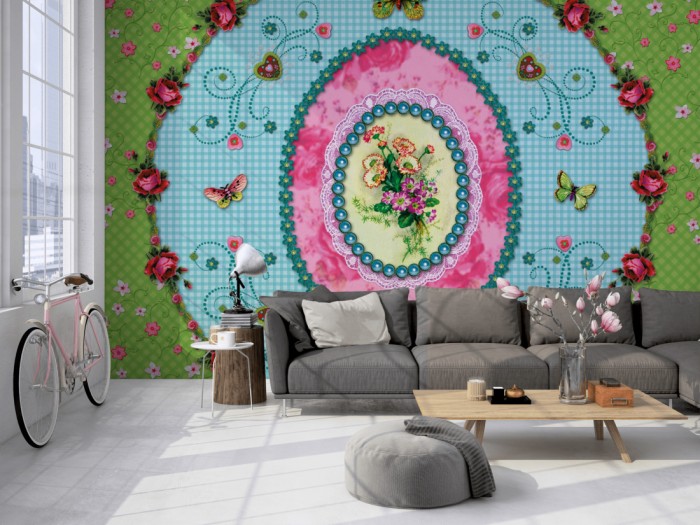 Die Design-Fototapete Blumen Be Happy, Nostalgie auf einer großen Wand im Loft tapeziert. Die Design-Fototapete Blumen Be Happy, Nostalgie wird individuell auf Deine Wand angepasst.