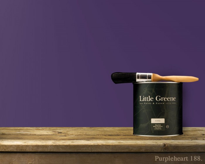 Englische Farbe von Little Greene Purpleheart 188 - Hochwertige Farbe gestrichen an der Wand