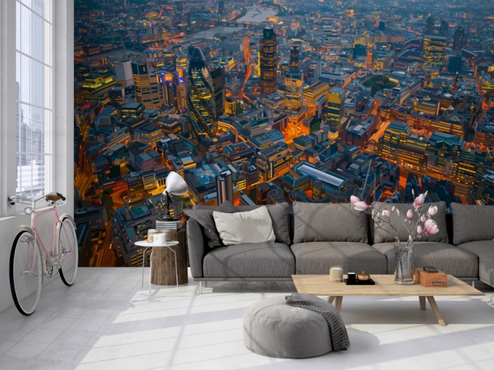 Die Fototapete London von oben, Grafik-Design auf einer großen Wand im Loft tapeziert. Die Fototapete London von oben, Grafik-Design wird individuell auf Deine Wand angepasst.