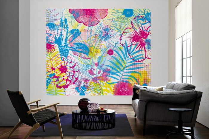 Die Designer-Fototapete Chamäleon-Effekt Blumen als große Bildtapete im Wohnzimmer. Als Bildtapete ist die Designer-Fototapete Chamäleon-Effekt Blumen ein besonderes Highlight auf Vliestapete.