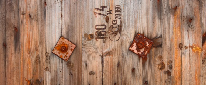 Die Fototapete Holz Wand, vergrautes Holz Detail, eine Vlies-Fototapete bei Livingwalls Cologne online kaufen. Die Fototapete Holz Wand, vergrautes Holz Detail ist eine Fototapete auf Maß.