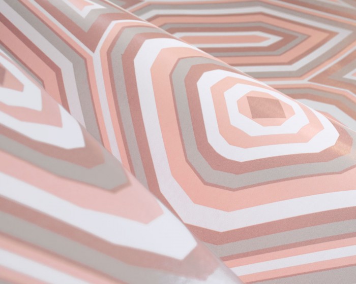 Eine Detailaufnahme der Flavour Paper Tapete FP1093 Highway 66 in der Farbe Pascha - Die Farben und Effekte der Flavour Paper Tapete FP1093 sind gut zu erkennen