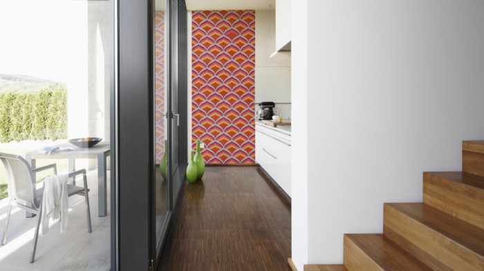 Ein Foto von dem Design-Fotopanel Retro Tapete Rot, Artwork tapeziert in der Küche. Bestelle Deine Bildtapete online.