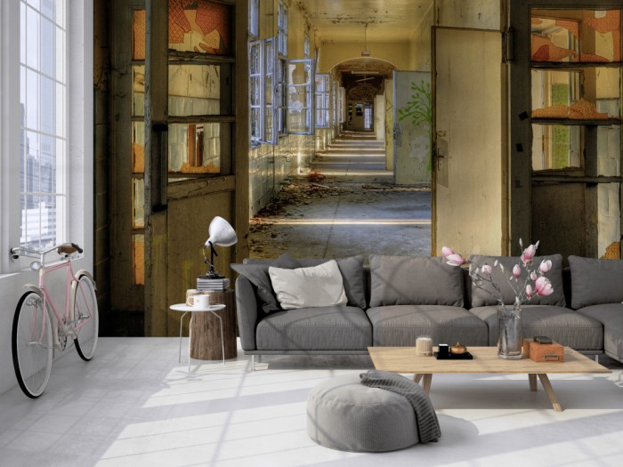 Die Fototapete Vintage Villa Flur, Lost Places auf einer großen Wand im Loft tapeziert. Die Fototapete Vintage Villa Flur, Lost Places wird individuell auf Deine Wand angepasst.