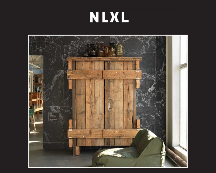 Die NLXL Tapeten PHM-51A und PHM-51B Materials von Piet Hein Eek tapeziert an einer Wand.