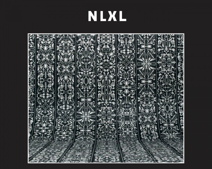 Die NLXL Tapete JOB-03 Archives von Studio Job tapeziert an einer Wand.