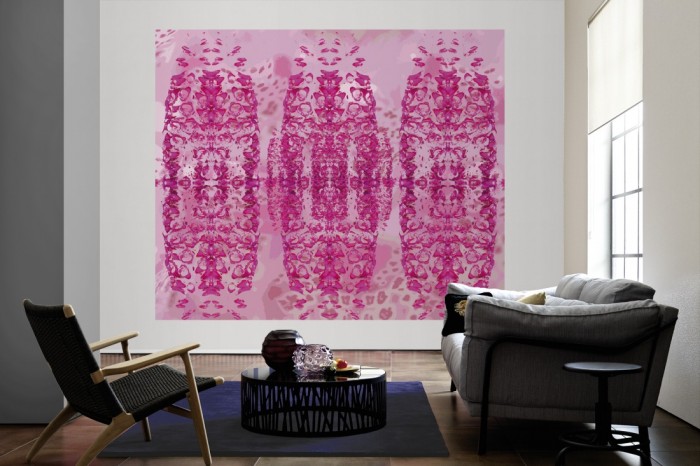 Die Designer-Fototapete Shake Me, Artwork by Mylumi als große Bildtapete im Wohnzimmer. Als Bildtapete ist die Designer-Fototapete Shake Me, Artwork by Mylumi ein besonderes Highlight auf Vliestapete.