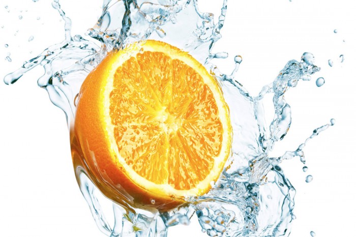Die Fototapete Orange mit Wasserspritzer, eine Vlies-Fototapete bei Livingwalls Cologne online kaufen. Die Fototapete Orange mit Wasserspritzer ist eine Fototapete auf Maß.