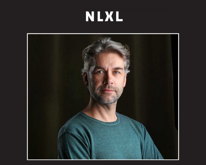 Erik Gutter, der Designer der NLXL Tapete ERG-01 Greenhouse.