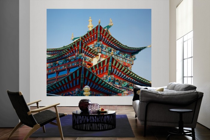 Die Fototapete Tempel in Asien als große Bildtapete im Wohnzimmer. Als Bildtapete ist die Fototapete Tempel in Asien ein besonderes Highlight auf Vliestapete.