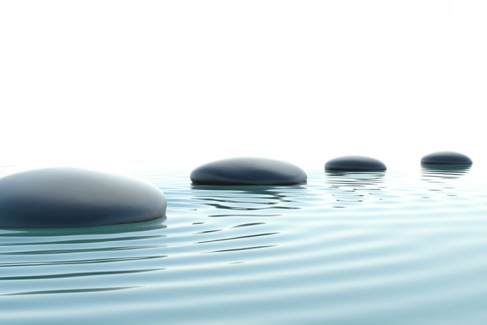 Die Fototapete Wellness, Wellness-Steine im Wasser, eine Vlies-Fototapete bei Livingwalls Cologne online kaufen. Die Fototapete Wellness, Wellness-Steine im Wasser ist eine Fototapete auf Maß.