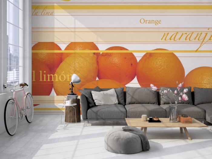 Die Design-Fototapete Zitronen und Orangen, Artwork auf einer großen Wand im Loft tapeziert. Die Design-Fototapete Zitronen und Orangen, Artwork wird individuell auf Deine Wand angepasst.