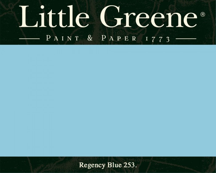 Englische Farbe von Little Greene Regency Blue 253 - Hochwertige Farbe gestrichen an der Wand