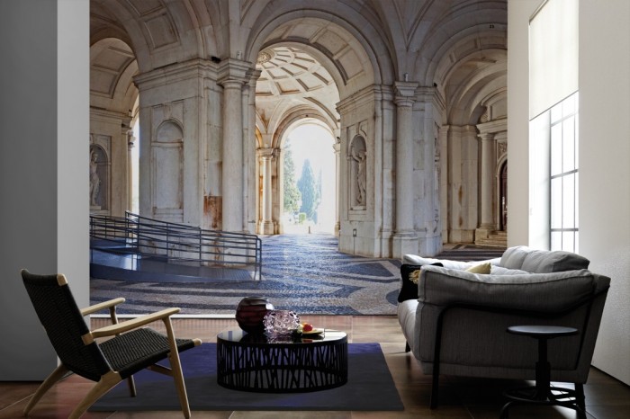 Im Wohnzimmer die Fototapete Halle des Palácio Real in Lissabon, Portugal auf einer großen Wand tapeziert. Die Fototapete Halle des Palácio Real in Lissabon, Portugal ist als Vlies-Fototapete im Wohnzimmer leicht zu tapezieren.