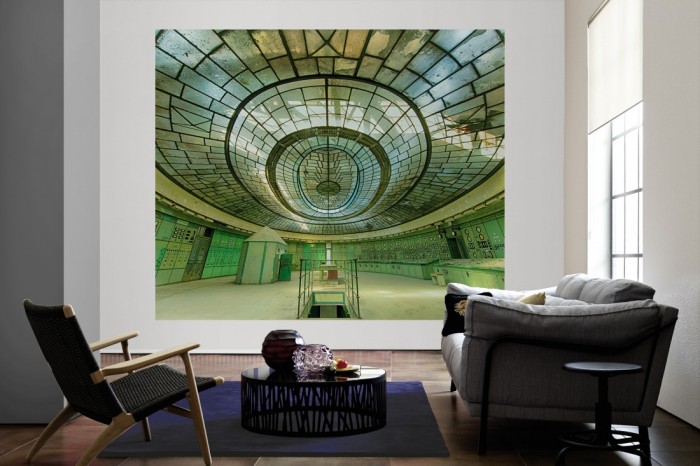 Die Fototapete Altes Kontrollzentrum, Lost Places als große Bildtapete im Wohnzimmer. Als Bildtapete ist die Fototapete Altes Kontrollzentrum, Lost Places ein besonderes Highlight auf Vliestapete.