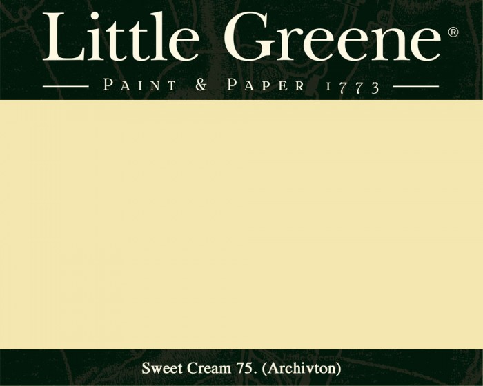 Englische Farbe von Little Greene Sweet Cream 75 - Hochwertige Farbe gestrichen an der Wand