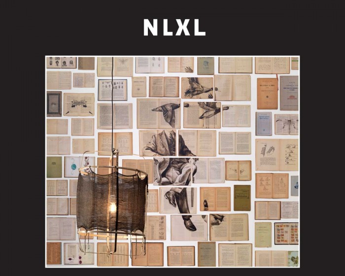 Raumfoto der NLXL Tapete EKA-01 Biblioteca von Ekaterina Panikanova.