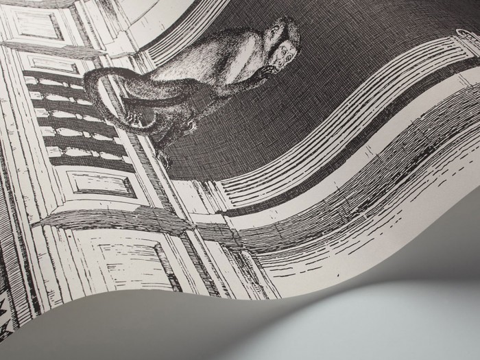 Detailfoto der Fornasetti Tapete 114/21041 Procuratie e Scimmie von Cole and Son