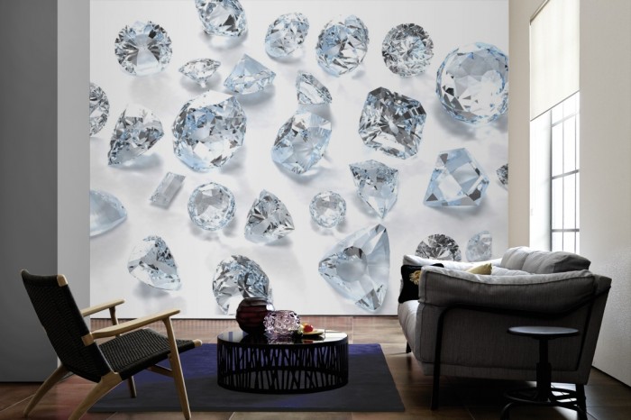 Im Wohnzimmer die Fototapete Diamanten auf einer großen Wand tapeziert. Die Fototapete Diamanten ist als Vlies-Fototapete im Wohnzimmer leicht zu tapezieren.