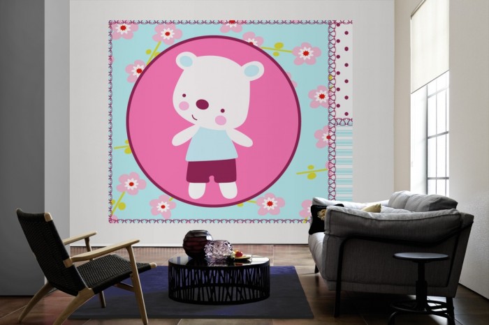 Die Fototapete Bären-Baby, Patchwork-Design als große Bildtapete im Wohnzimmer. Als Bildtapete ist die Fototapete Bären-Baby, Patchwork-Design ein besonderes Highlight auf Vliestapete.