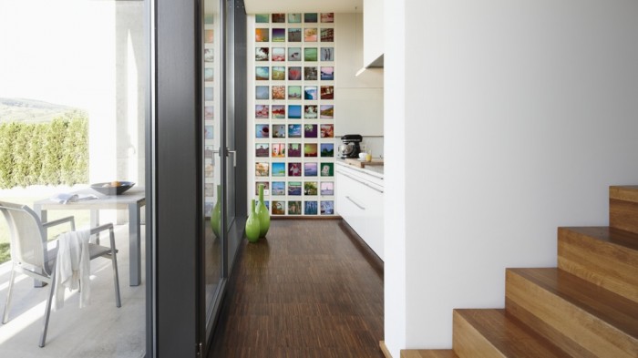 Ein Foto von dem 3D-Fotopanel Foto Collage, Vintage Fotos tapeziert in der Küche. Bestelle Deine Bildtapete online.