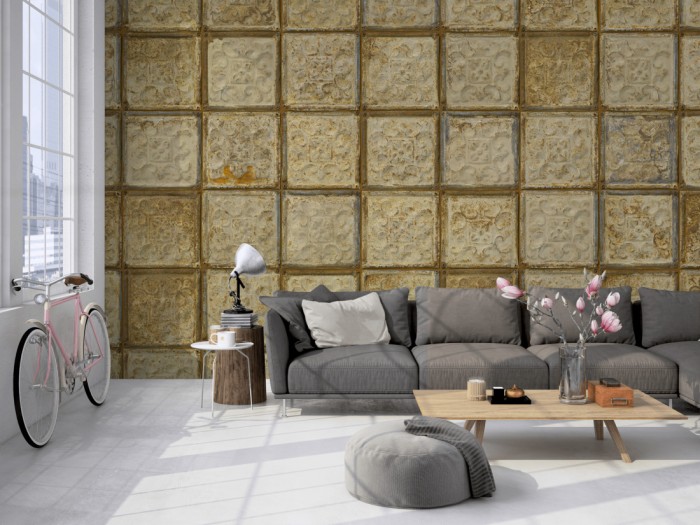 Die Fototapete Fliesen Wand, Fliesen aus Metall auf einer großen Wand im Loft tapeziert. Die Fototapete Fliesen Wand, Fliesen aus Metall wird individuell auf Deine Wand angepasst.