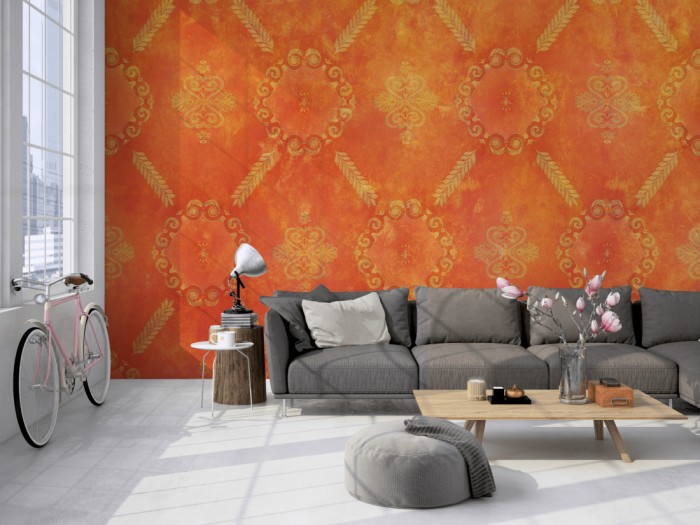 Die Designtapete Barock Ornament, Vintage Orange auf einer großen Wand im Loft tapeziert. Die Designtapete Barock Ornament, Vintage Orange wird individuell auf Deine Wand angepasst.