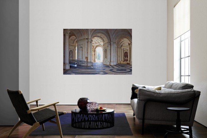Die Fototapete Halle des Palácio Real in Lissabon, Portugal als Wandbild im Wohnzimmer. Die Vlies-Fototapete Halle des Palácio Real in Lissabon, Portugal verschönert als Wandbild Deine Wand.