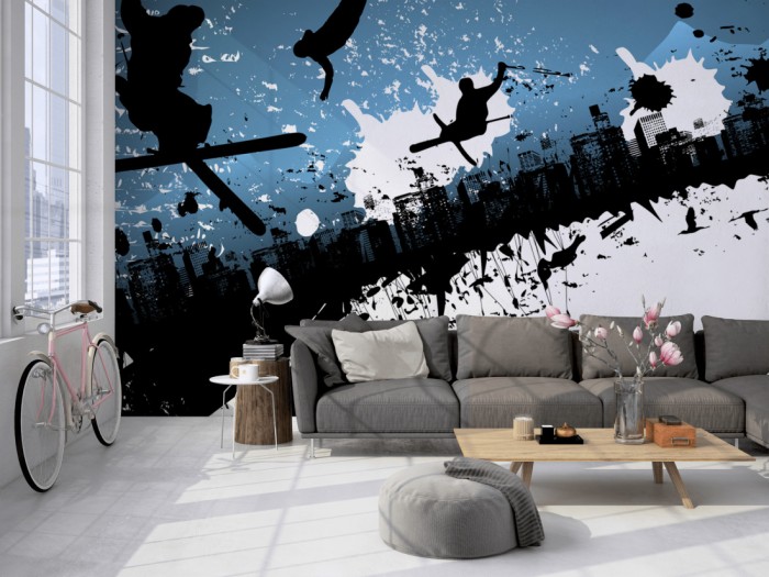 Die Design-Fototapete Snowboarder & Skifahrer, Artwork für Kinder auf einer großen Wand im Loft tapeziert. Die Design-Fototapete Snowboarder & Skifahrer, Artwork für Kinder wird individuell auf Deine Wand angepasst.