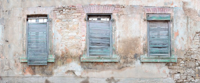 Die Fototapete Vintage Wand mit Fenstern, eine Vlies-Fototapete bei Livingwalls Cologne online kaufen. Die Fototapete Vintage Wand mit Fenstern ist eine Fototapete auf Maß.