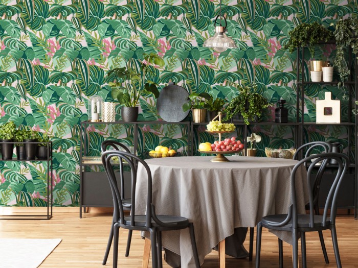 Raumansicht der Selected Walls Tapete Miami Leafs Wallpaper Col. 01