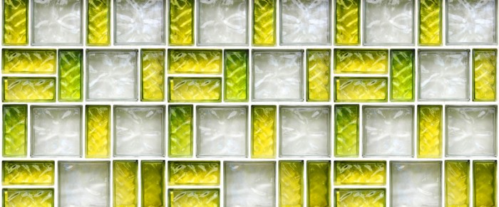 Die Fototapete Glasbausteine, weiß und grün, eine Vlies-Fototapete bei Livingwalls Cologne online kaufen. Die Fototapete Glasbausteine, weiß und grün ist eine Fototapete auf Maß.