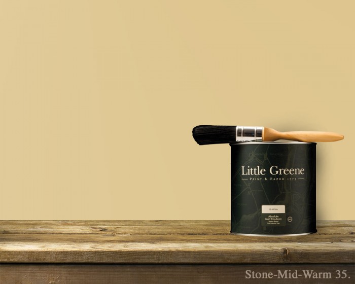 Englische Farbe von Little Greene Stone Mid Warm 35 - Hochwertige Farbe gestrichen an der Wand