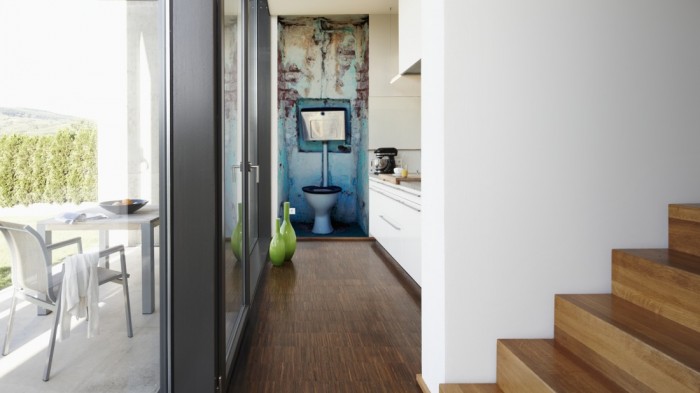 Ein Foto von dem 3D Fotopanel Altes WC, Vintage tapeziert in der Küche. Bestelle Deine Bildtapete online.