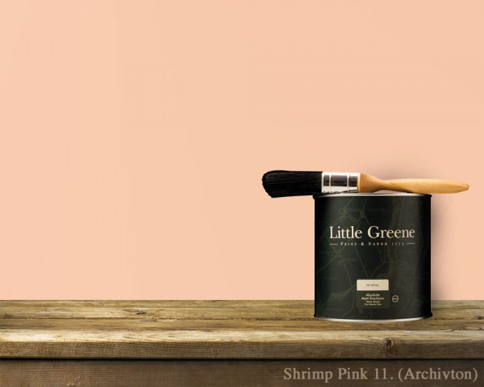 Englische Farbe von Little Greene Shrimp Pink 11 - Hochwertige Farbe gestrichen an der Wand